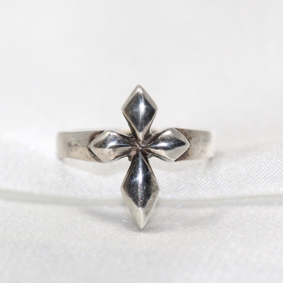 Sterling Silver - Religious Cross Ring - size 5.75 - Picture 7 of 7